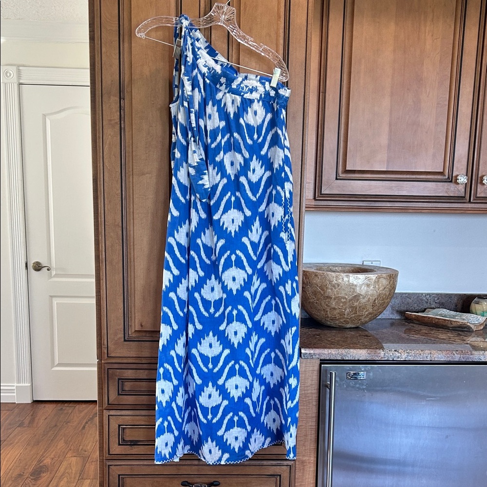 Nimi Linen Elegant Blue and White One-Shoulder Dress